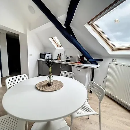 Gare 173 E Bruxelles-charleroi-airport *